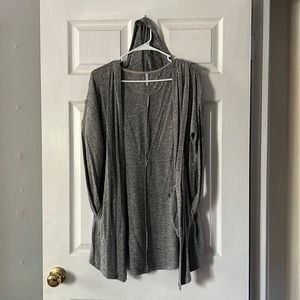 Hooded light weight top